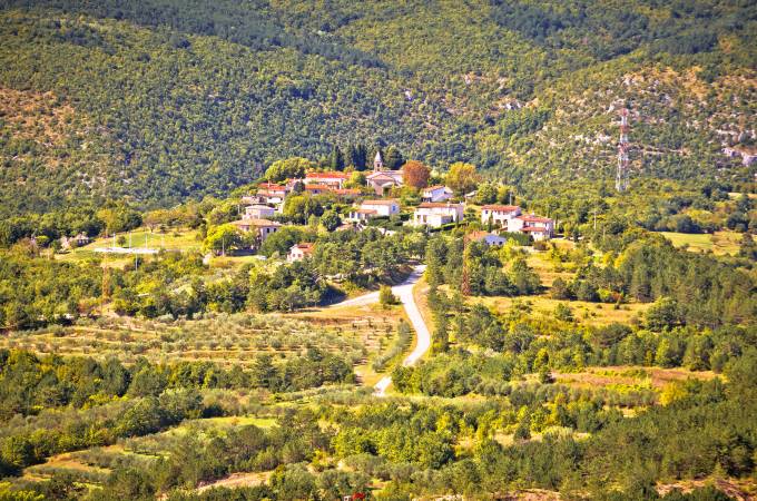 Hidden beauties of central Istria: Sovinjak