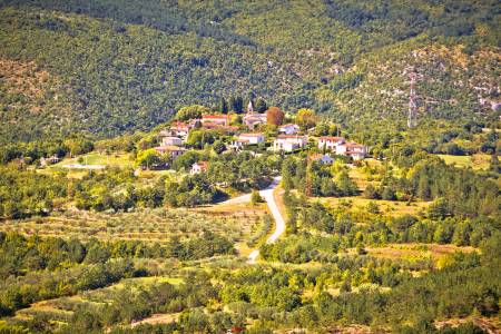 Hidden beauties of central Istria: Sovinjak